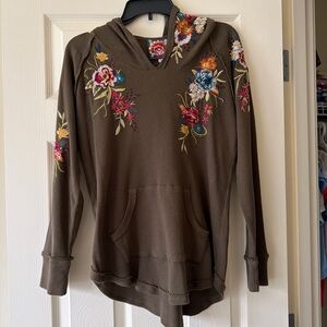 Johnny Was embroidered Olive Green Hooded Pullover Top